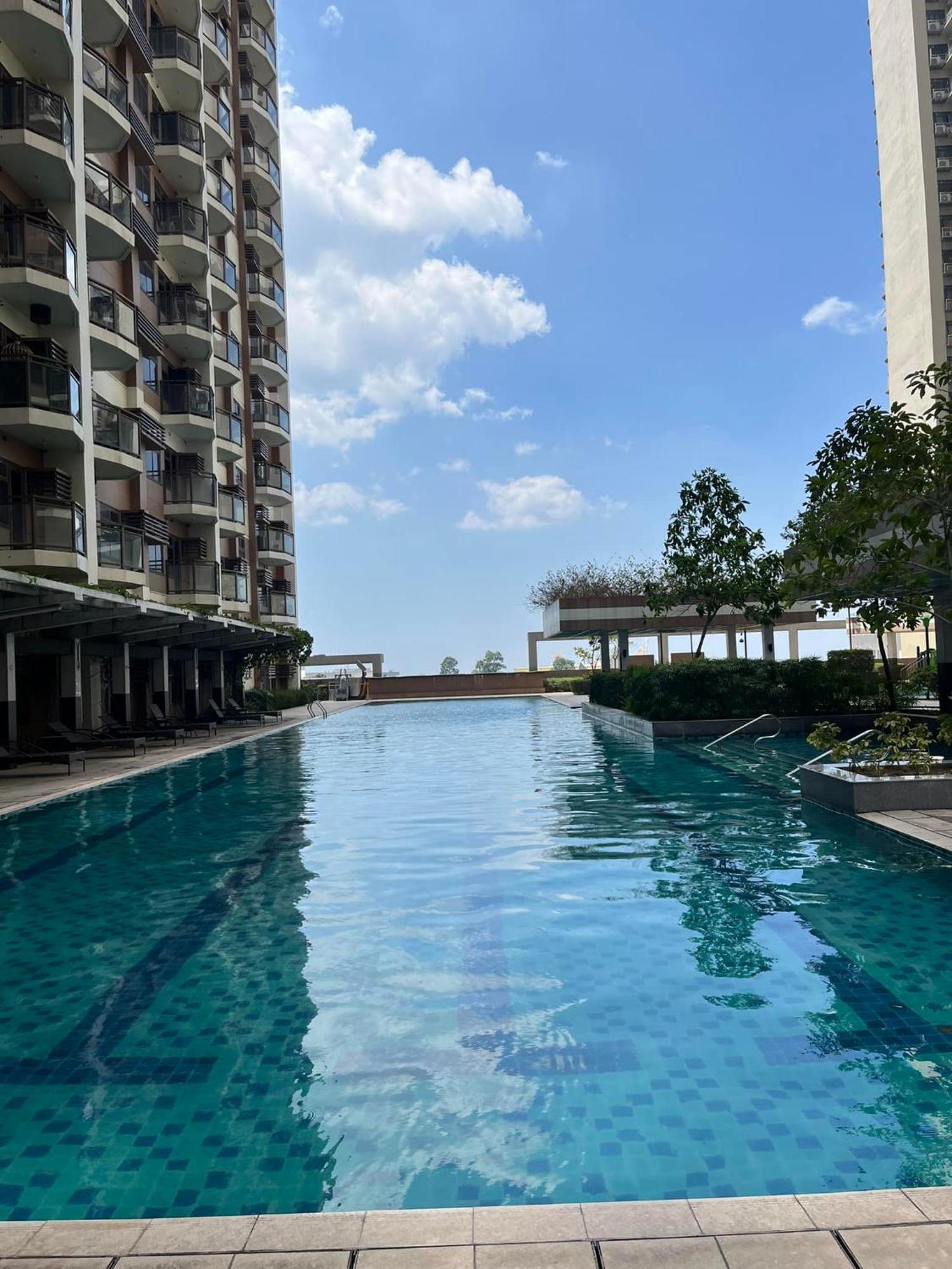 Bayfront - Near Airport, Moa, Picc, Star City, Manila Bay - Pet-Friendly With Fast Wifi, Netflix & Pool Access Pasay Esterno foto