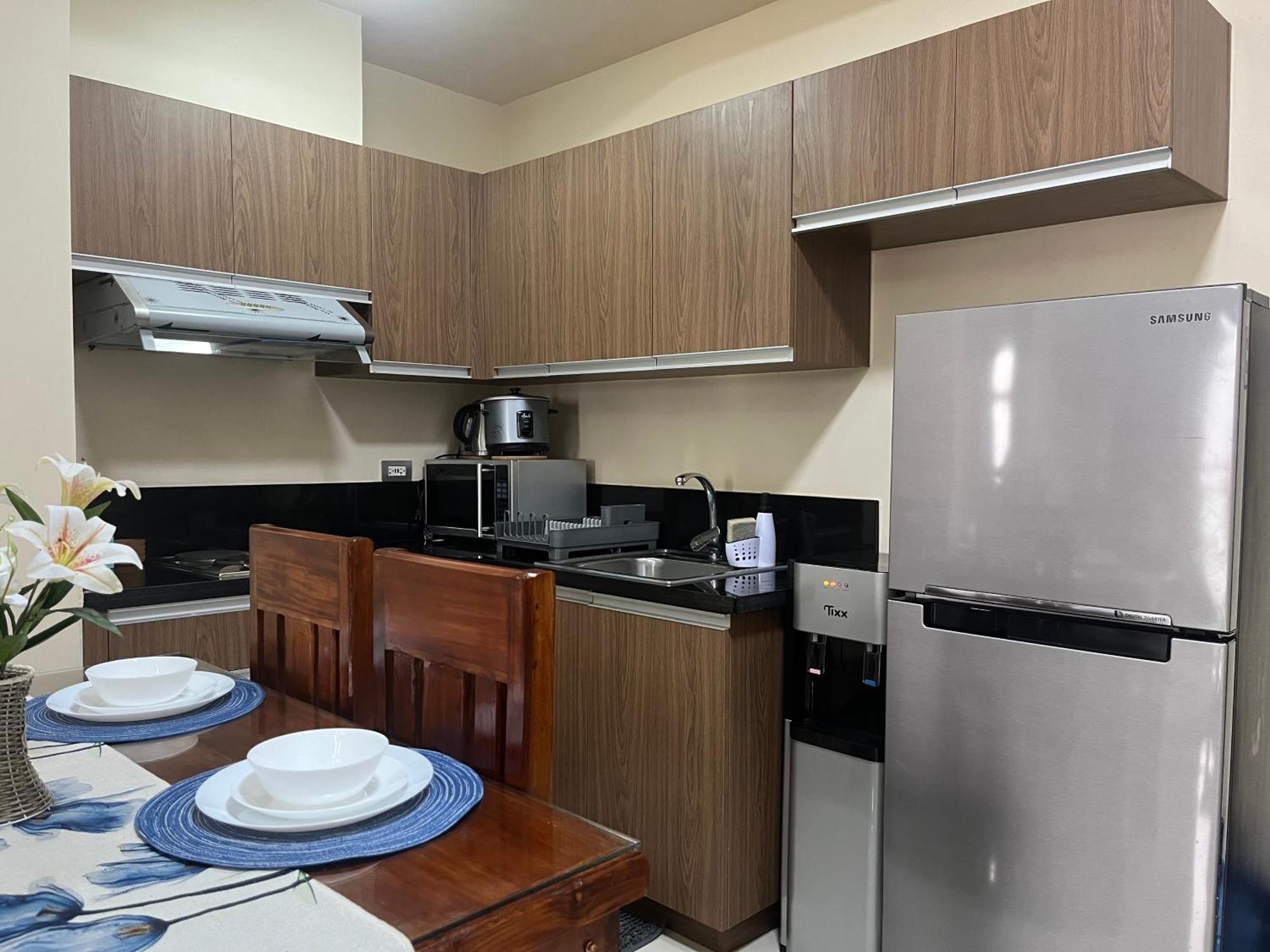 Bayfront - Near Airport, Moa, Picc, Star City, Manila Bay - Pet-Friendly With Fast Wifi, Netflix & Pool Access Pasay Esterno foto